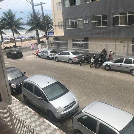 MongaguáApartamento No Edificio Abaeteアパートメント エクステリア 写真