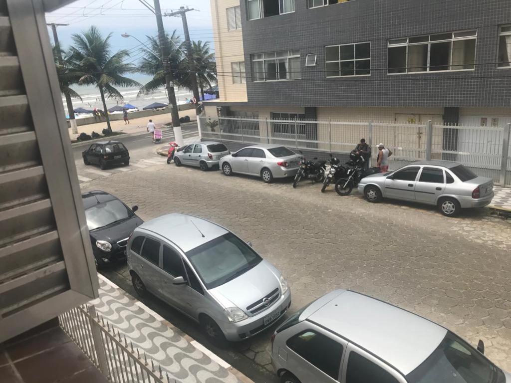 MongaguáApartamento No Edificio Abaeteアパートメント エクステリア 写真